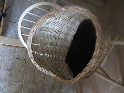 Лот: 1197256. Фото: 1. лежанка плетеная, большая, для... Домики, переноски, клетки, когтеточки