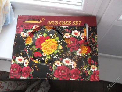 Лот: 2592750. Фото: 1. тортница с лопаткой в новой подарочной... Тарелки, блюда, салатники