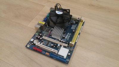 Лот: 25899516. Фото: 1. Продам материнскую плату ASRock... Материнские платы