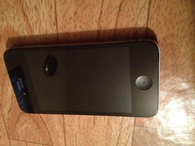 Лот: 5116910. Фото: 1. iPhone 4s c рубля!. Смартфоны