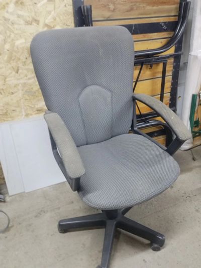 Лот: 22175029. Фото: 1. Кресло стул компьютерный.#2. Стулья и кресла офисные