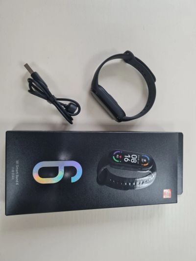 Лот: 19315613. Фото: 1. Фитнес браслет Xiaomi mi band... Смарт-часы, фитнес-браслеты, аксессуары