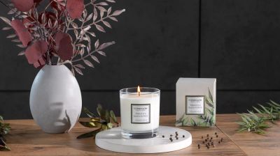 Лот: 23737714. Фото: 1. Свеча Табак и черный перец. Другое (домашний быт)