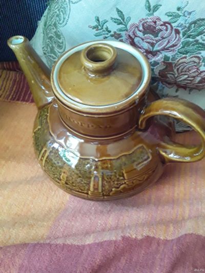 Лот: 17993444. Фото: 1. Редкий чайник Волгоградского керамического... Фарфор, керамика