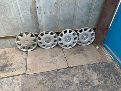 Лот: 17500989. Фото: 1. Колпаки Ниссан Блюбирд. Колпаки