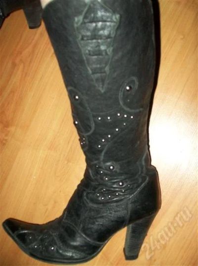 Лот: 301183. Фото: 1. классные козаки с заклепками из... Другое (женская обувь)