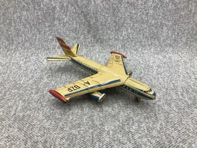 Лот: 25847931. Фото: 1. Редкая винтажная модель самолета... Книги