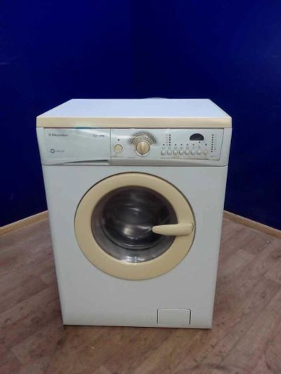Лот: 11677289. Фото: 1. Стиральная машина electrolux ews... Стиральные машины