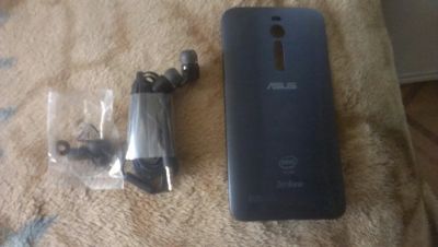 Лот: 6375009. Фото: 1. Смартфон Asus ZenFone 2 ZE551ML... Смартфоны