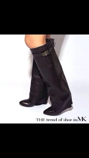 Лот: 3753825. Фото: 1. модные сапожки. Сапоги