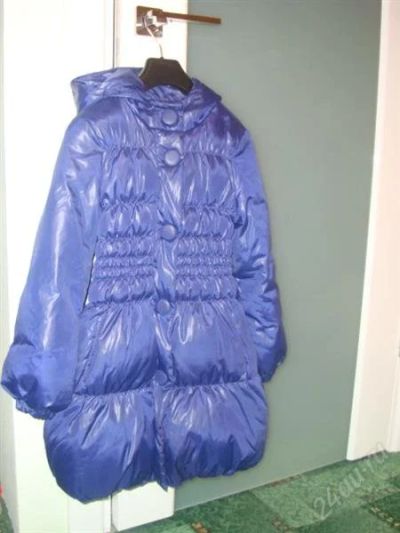 Лот: 2482173. Фото: 1. Пальто - пуховик Benetton на девочку... Верхняя одежда