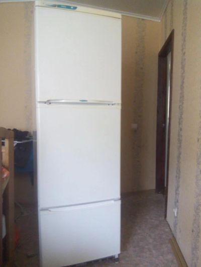 Лот: 6187720. Фото: 1. холодильник. Холодильники, морозильные камеры