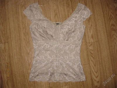 Лот: 1259033. Фото: 1. Блуза 42 размер. на крючках впереди... Блузы, рубашки, водолазки