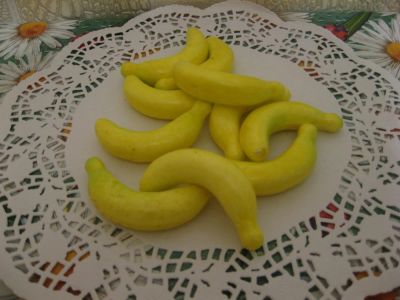 Лот: 6490922. Фото: 1. бананы (6,5см) для ДЕКоРА, новые... Другое (ручная работа)