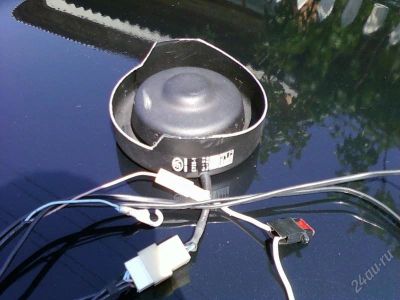 Лот: 83916. Фото: 1. Сигнальная установка. Автомагнитолы