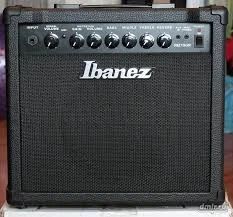 Лот: 5151746. Фото: 1. Комбоусилитель Ibanez IBZ15GR. Гитарные эффекты и комбоусилители