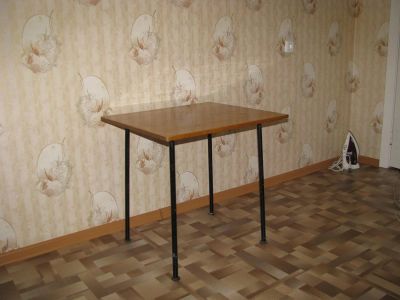 Лот: 3616344. Фото: 1. Стол на съемную квартиру или дачу... Столы, стулья, обеденные группы