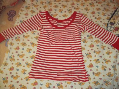 Лот: 2390632. Фото: 1. кофточка 40-42. Свитеры, толстовки, худи