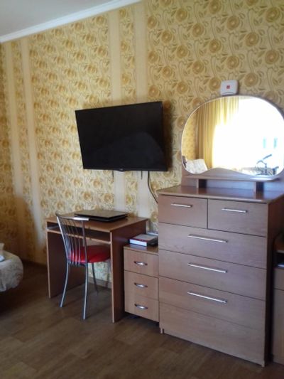 Лот: 11345174. Фото: 1. Продам LED-телевизор LG 42LA660V... Телевизоры