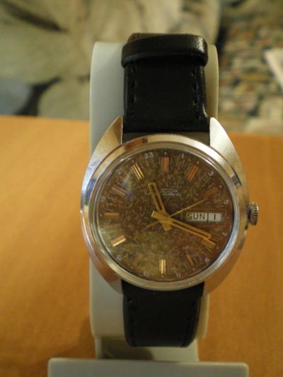 Лот: 5045216. Фото: 1. Советские часы Ракета с двойной... Предметы интерьера и быта
