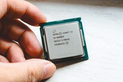 Лот: 21241706. Фото: 1. Процессор Intel Core i5-9600KF. Процессоры