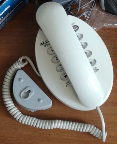 Лот: 25900021. Фото: 1. Телефон ALcom MS-233. Проводные телефоны
