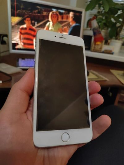 Лот: 25889982. Фото: 1. Iphone 6 Plus 16Gb неисправен... Смартфоны