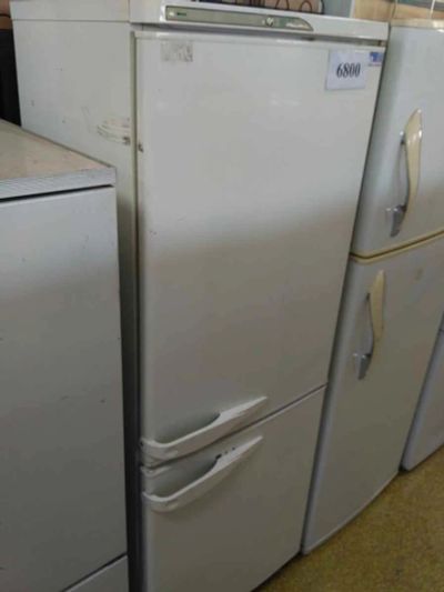Лот: 11677386. Фото: 1. Холодильник stinol 305 (1031828... Холодильники, морозильные камеры