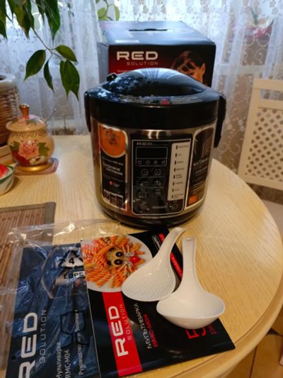 Лот: 25884213. Фото: 1. Мультиварка RED Solution RMC-M04. Кухонная