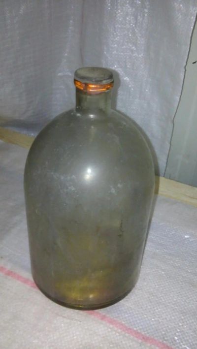 Лот: 8168910. Фото: 1. оригинальный бутыль....литров... Предметы интерьера и быта