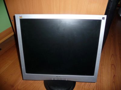 Лот: 9170372. Фото: 1. Монитор ViewSonic VA903m. ЖК-мониторы