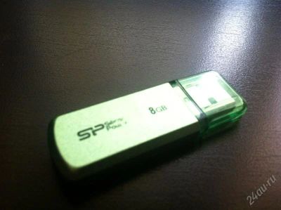 Лот: 2218263. Фото: 1. Металличесие 8Гб SILICON POWER... USB-флеш карты