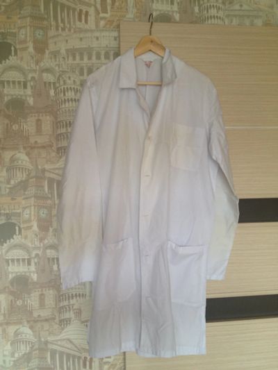 Лот: 12710110. Фото: 1. Халат медицинский. Антисептики, защитные средства, медицинские маски