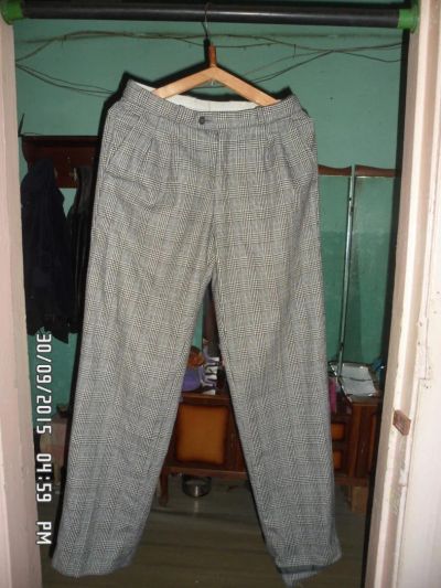 Лот: 6188164. Фото: 1. Мужские брюки, 40-42-44 размер... Брюки, джинсы, шорты