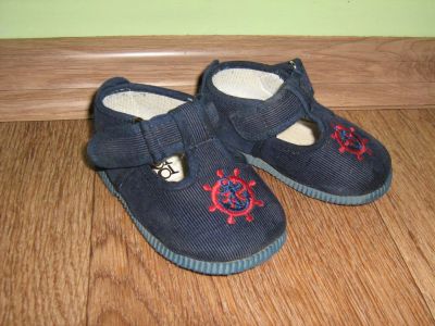 Лот: 3752585. Фото: 1. Сандалики "топ-топ" 12см. Сандалии