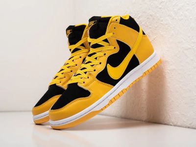 Лот: 19963736. Фото: 1. Кроссовки Nike Air Jordan 1 Mid... Кеды, кроссовки, слипоны