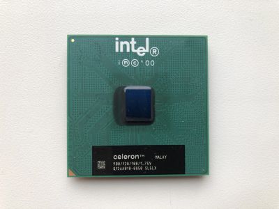 Лот: 19710006. Фото: 1. Intel Celeron 900Mhz (SL5LX) Ретро. Процессоры