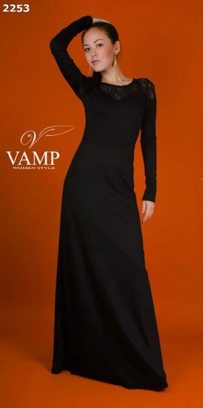 Лот: 3688564. Фото: 1. Платье черное, с гипюром, в пол... Платья