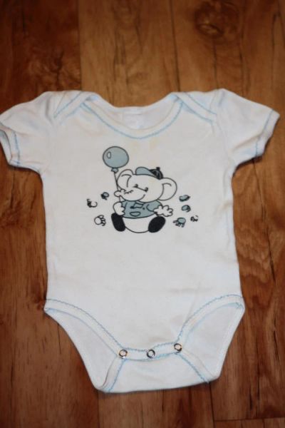 Лот: 5267099. Фото: 1. Боди со слоником. Костюмы, пиджаки, комбинезоны