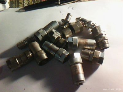 Лот: 3382434. Фото: 1. кучка разьемов свч 13шт цена за... Разъёмы