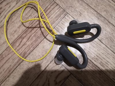 Лот: 19452718. Фото: 1. Беспроводные наушники. Наушники, гарнитуры