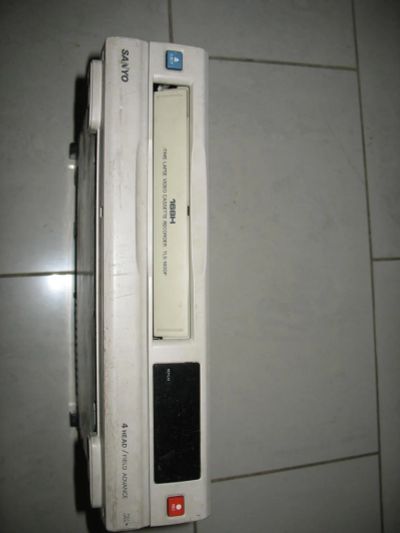 Лот: 7904297. Фото: 1. Проигрыватель DVD Sanyo. Видеомагнитофоны