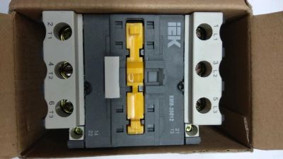 Лот: 11113920. Фото: 1. Контактор IEK КМИ-35012 50А 230В. Магнитные пускатели, контакторы, реле