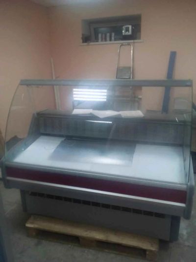 Лот: 11682776. Фото: 1. Холодильная витрина айсберг-1... Холодильное