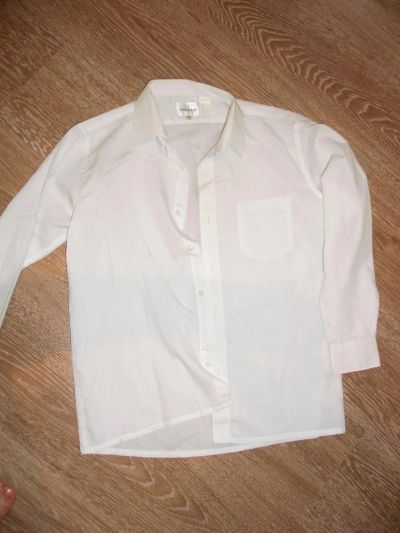 Лот: 3123245. Фото: 1. рубашка белая р.37 лет на 8-10. Рубашки, блузки, водолазки