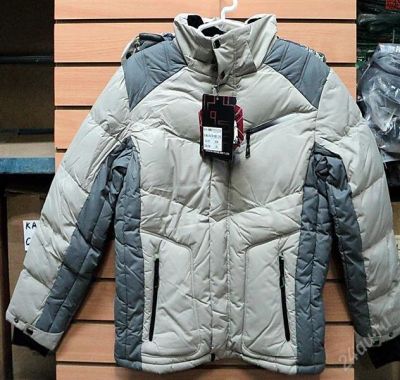 Лот: 2444985. Фото: 1. WHS бежевая с серыми вставками. Верхняя одежда