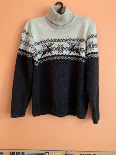 Лот: 25884693. Фото: 1. Мужской свитер. Свитеры, толстовки, худи