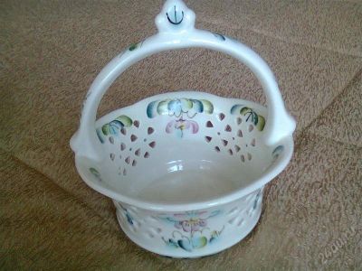 Лот: 2495773. Фото: 1. Две вазочки с ручкой.Состояние... Другое (посуда, кухонная утварь)