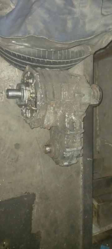 Лот: 21429817. Фото: 1. раздатка,Mazda MPV. Трансмиссия