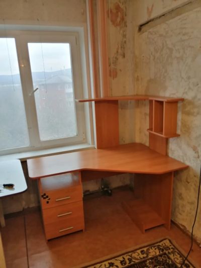 Лот: 25889826. Фото: 1. Стол компьтерный. Компьютерные и письменные столы